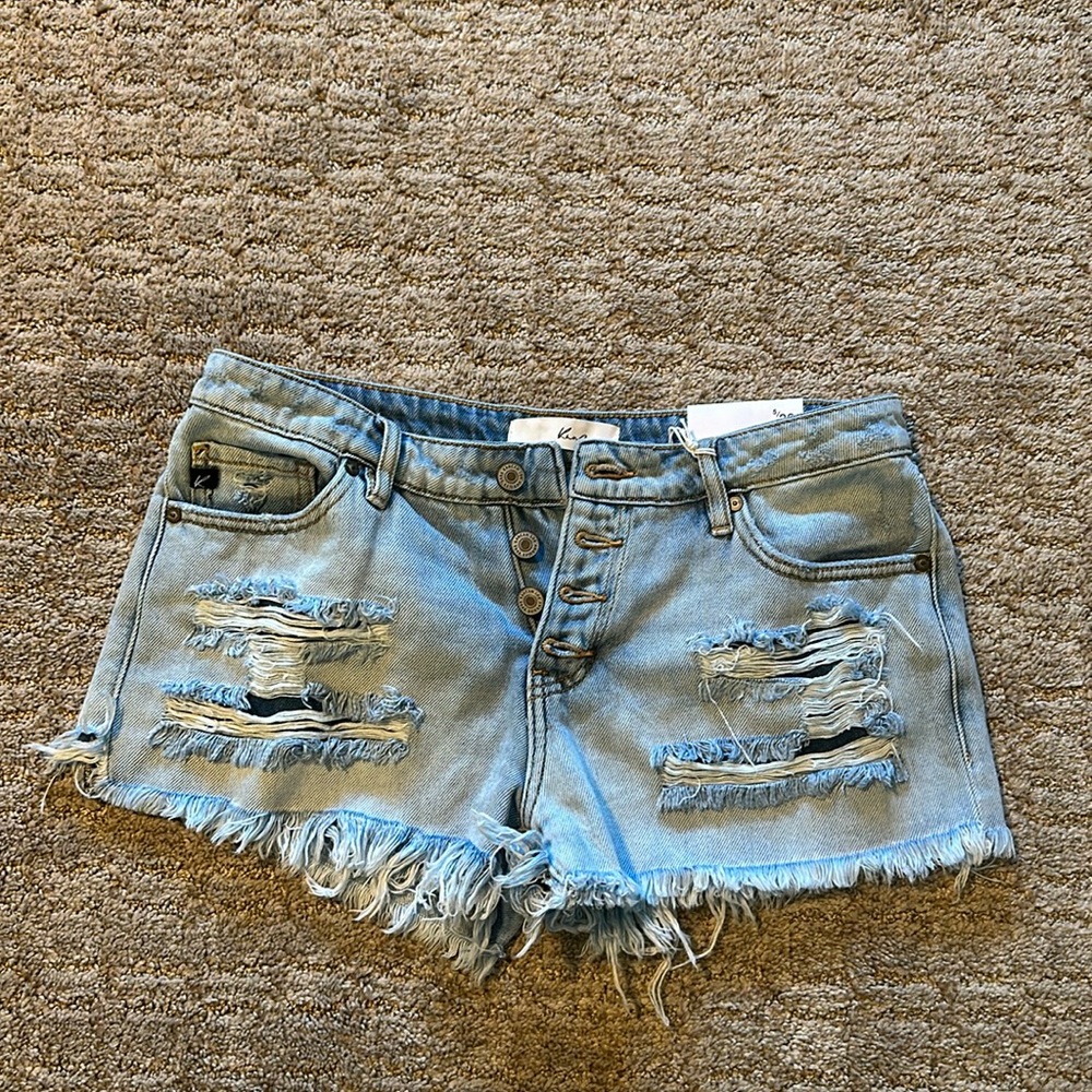 Brand new, never worn KanCan shorts. Size 26